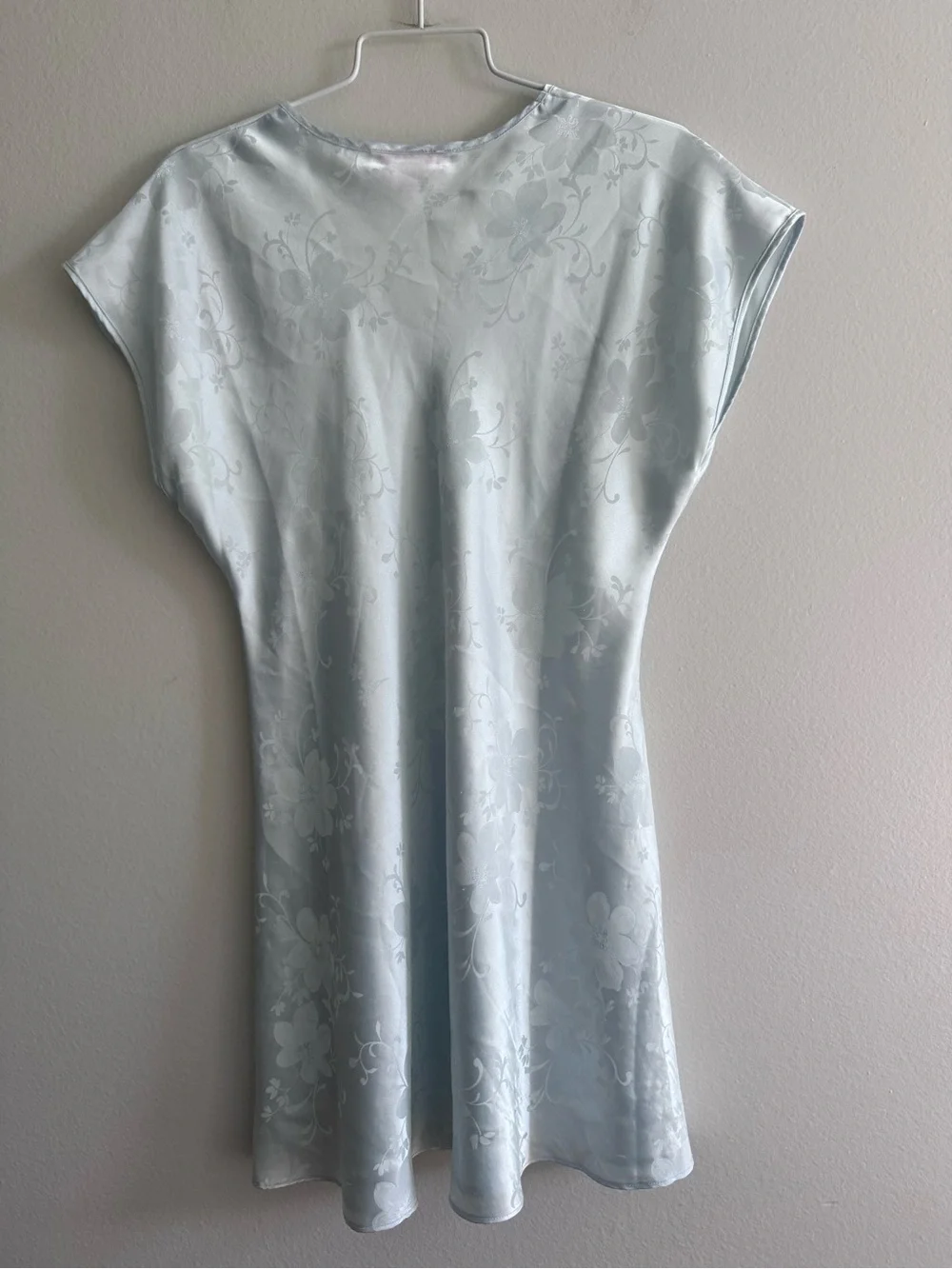 Vintage Oscar de la Renta Light Blue Floral Satin Nightgown Size Small